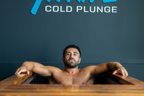 Thrive recovery lounge cold plunge